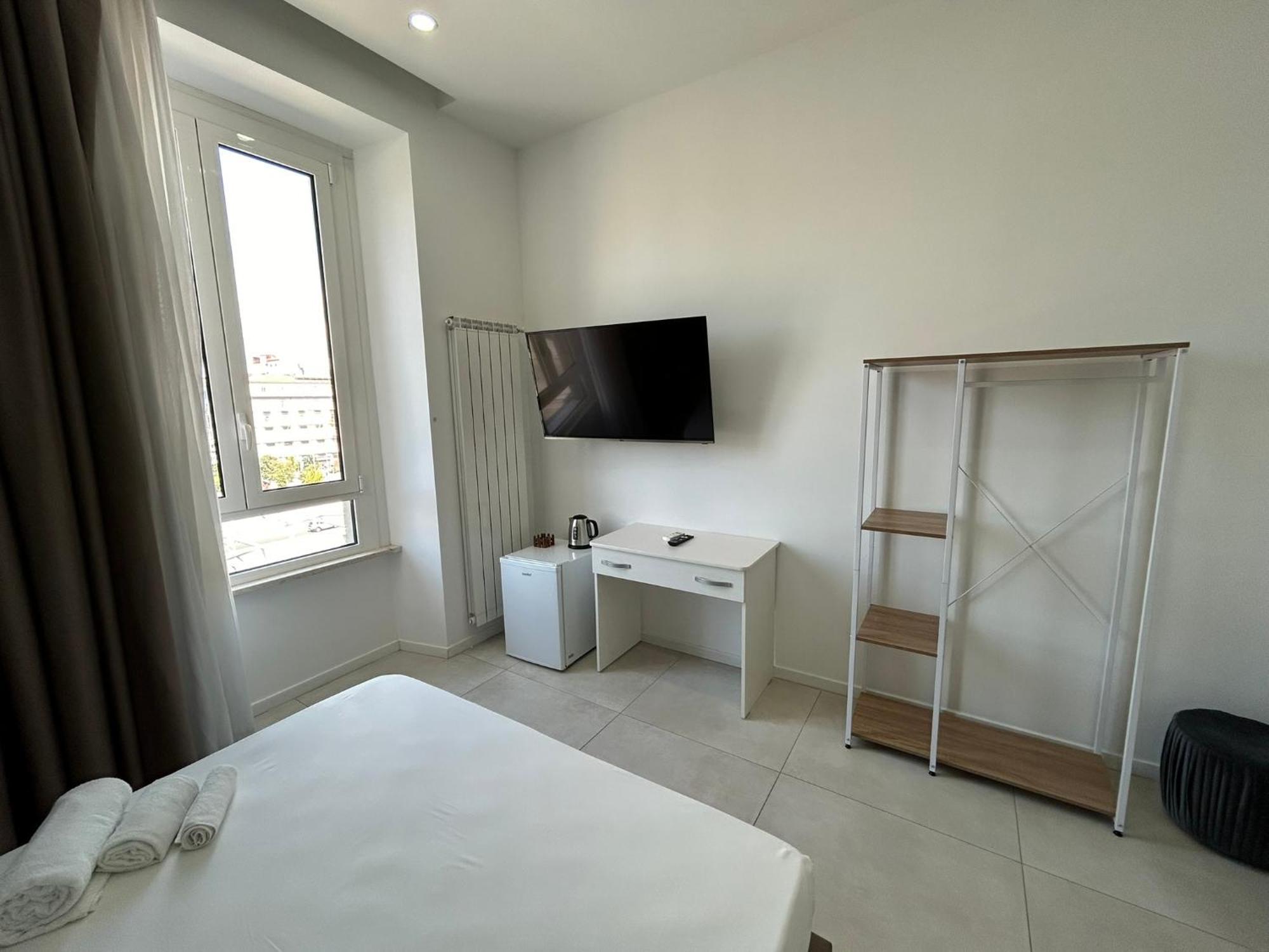 Enjoy Rooms Naples Exterior photo